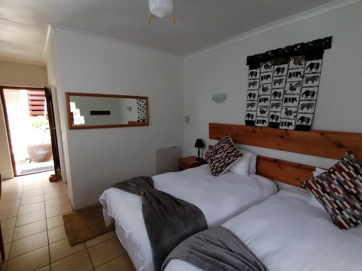Aanhuizen Guest House Свеллендам Экстерьер фото