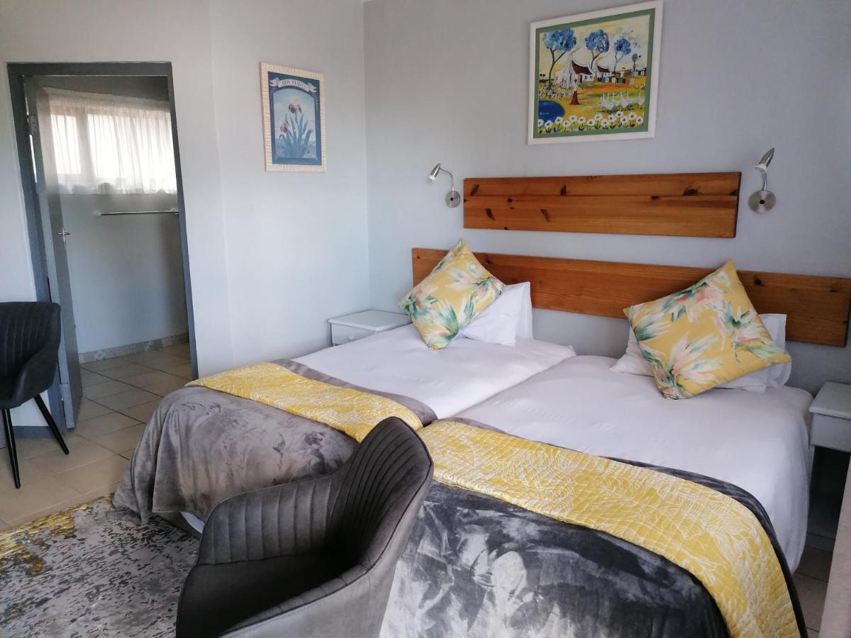 Aanhuizen Guest House Свеллендам Экстерьер фото